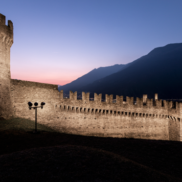 TL_2507_FA_CH_13-Fortezza-Bellinzona-Montebello (1).png TL_2507_FA_CH_13-Fortezza-Bellinzona-Montebello (1).png